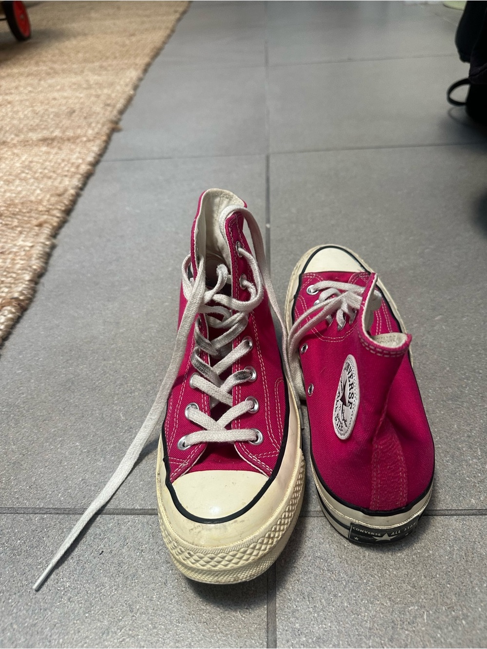 Women's High-Top Canvas Sneakers in Bright Pink